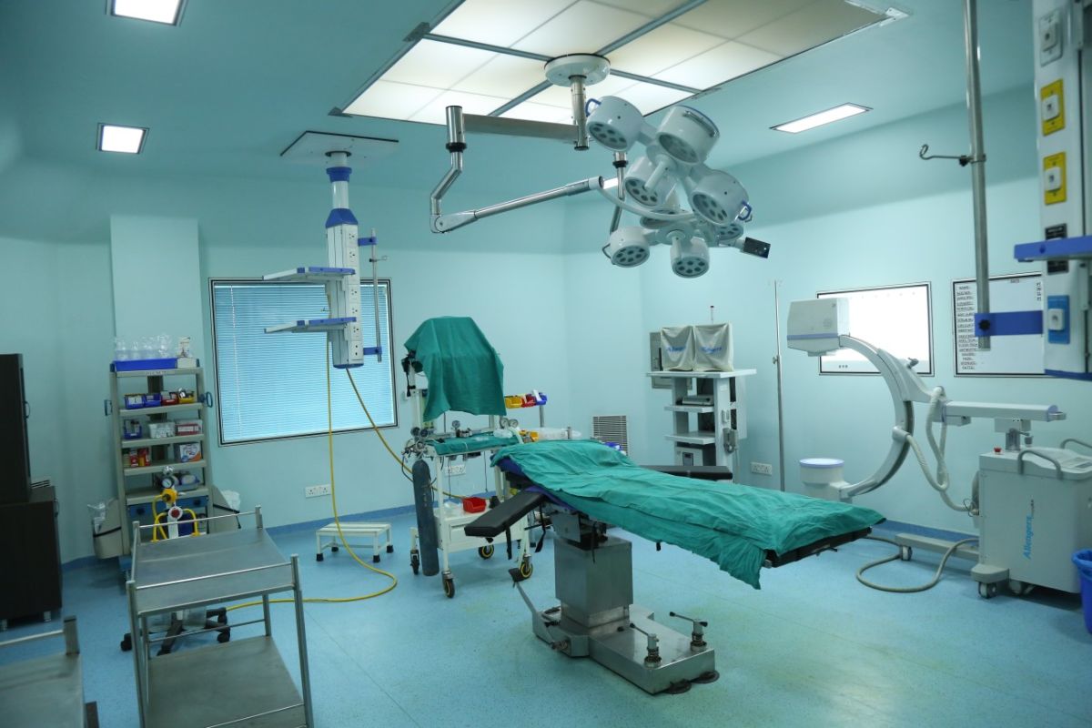 Operation theatre equipment